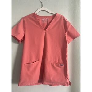 Casma™ Three-Pocket Scrub Top small pink beat it breast cancer awareness LE FIGS
